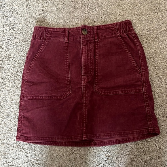 Dresses & Skirts - American Eagle skirt